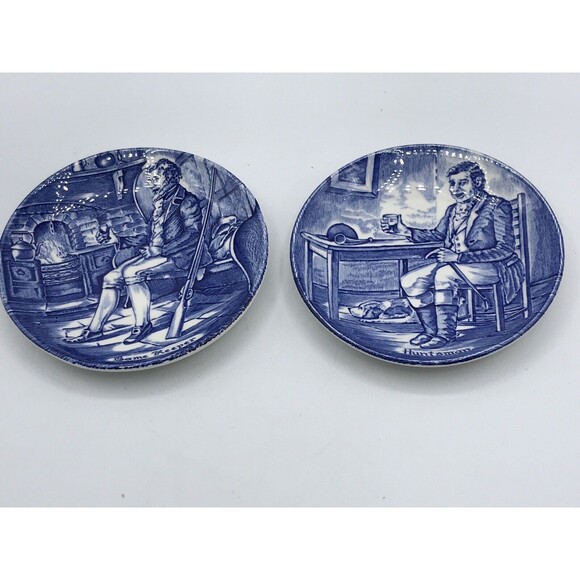Antique Furnivals England Old Chelsea‎ Blue 4" Coaster Game Keeper /Huntsman 2 - Picture 1 of 9